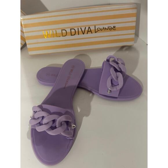 WILD DIVA NEW in BOX Purple PVC Flat Slip-On Sandal -Listing -SIZE 7 & SIZE 8 - Picture 2 of 7